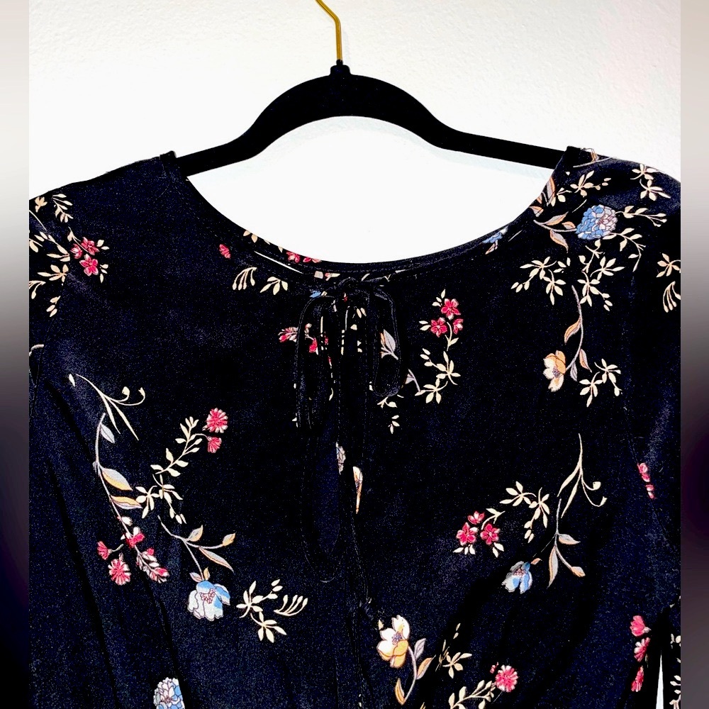 Floral dress - Picture 3 of 3